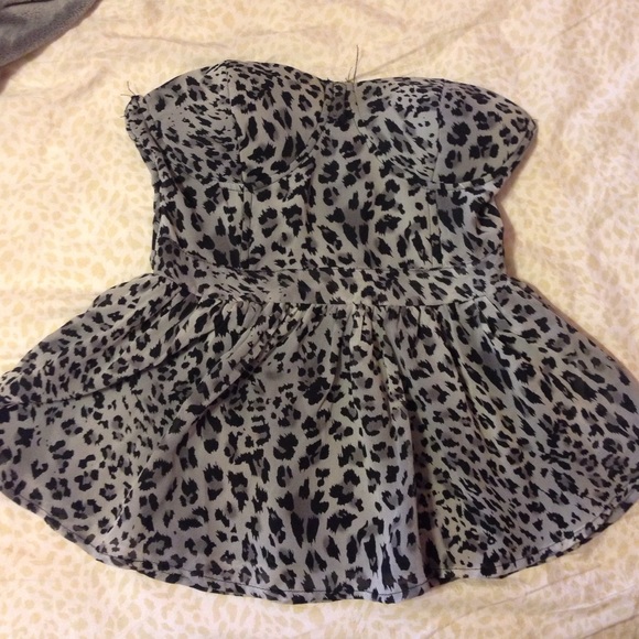 Leopard peplum top - Picture 1 of 5